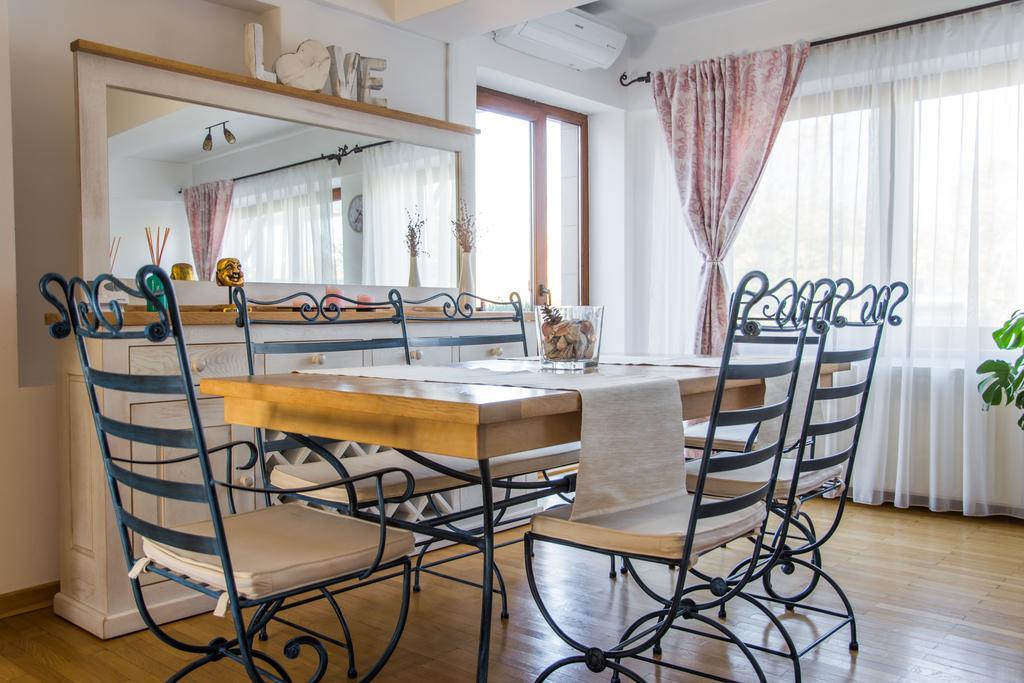 Silvia'S Apartment Voluntari Екстериор снимка