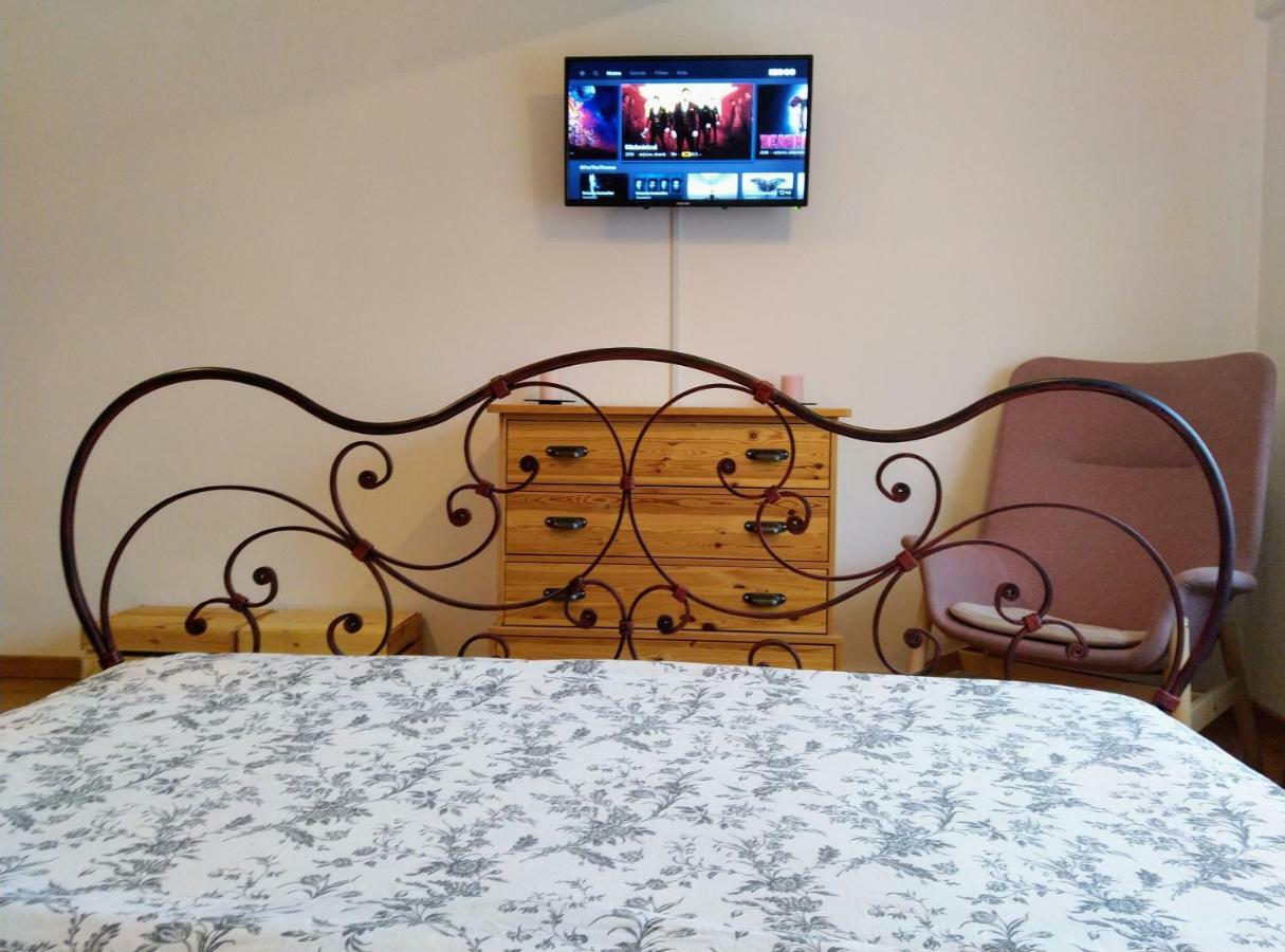 Silvia'S Apartment Voluntari Екстериор снимка