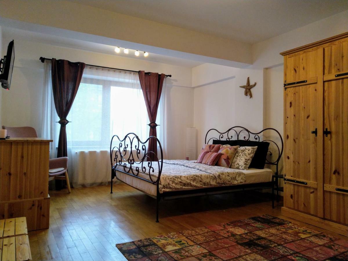 Silvia'S Apartment Voluntari Екстериор снимка